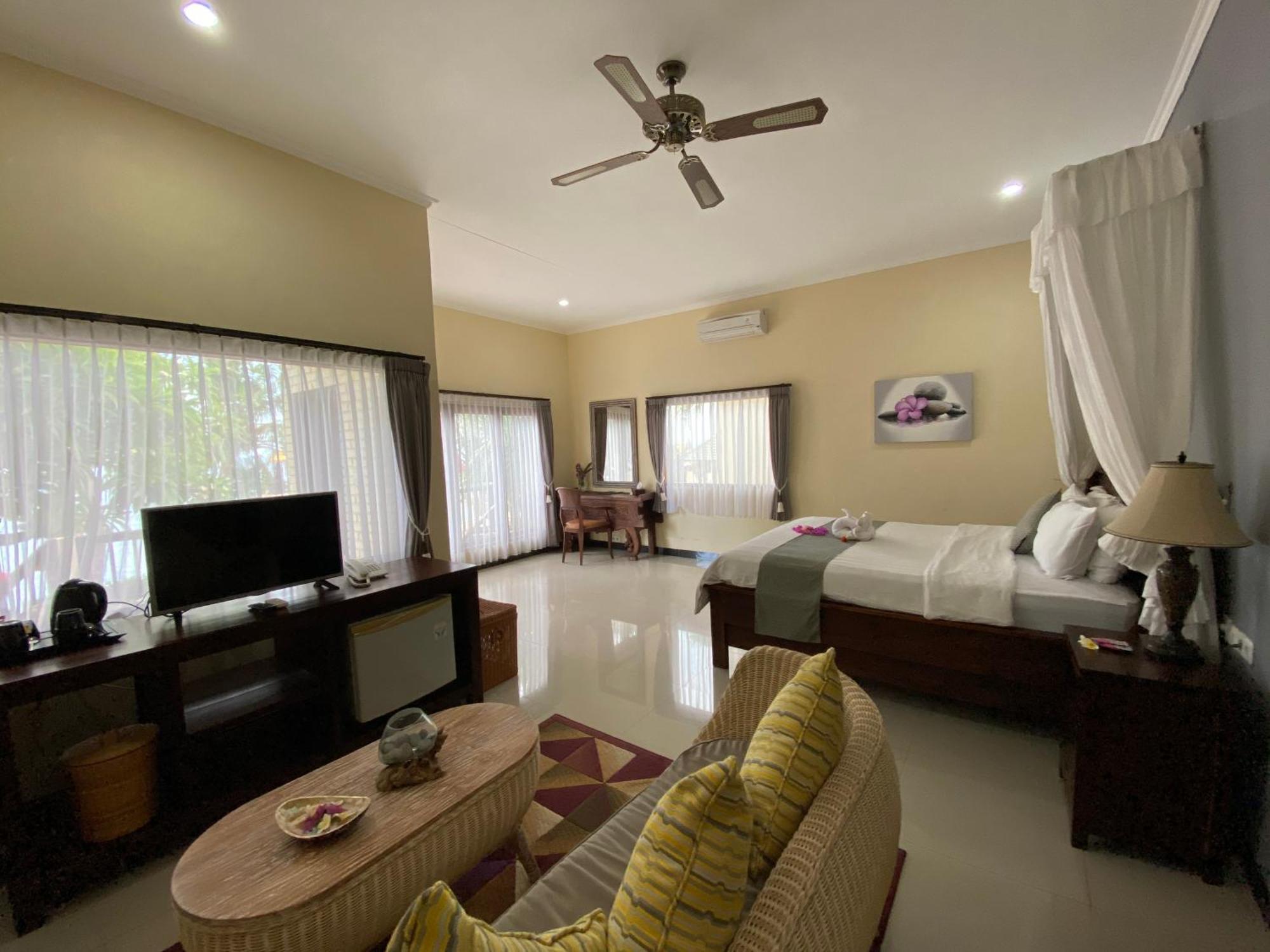 Puri Wirata Dive Resort And Spa Amed Экстерьер фото